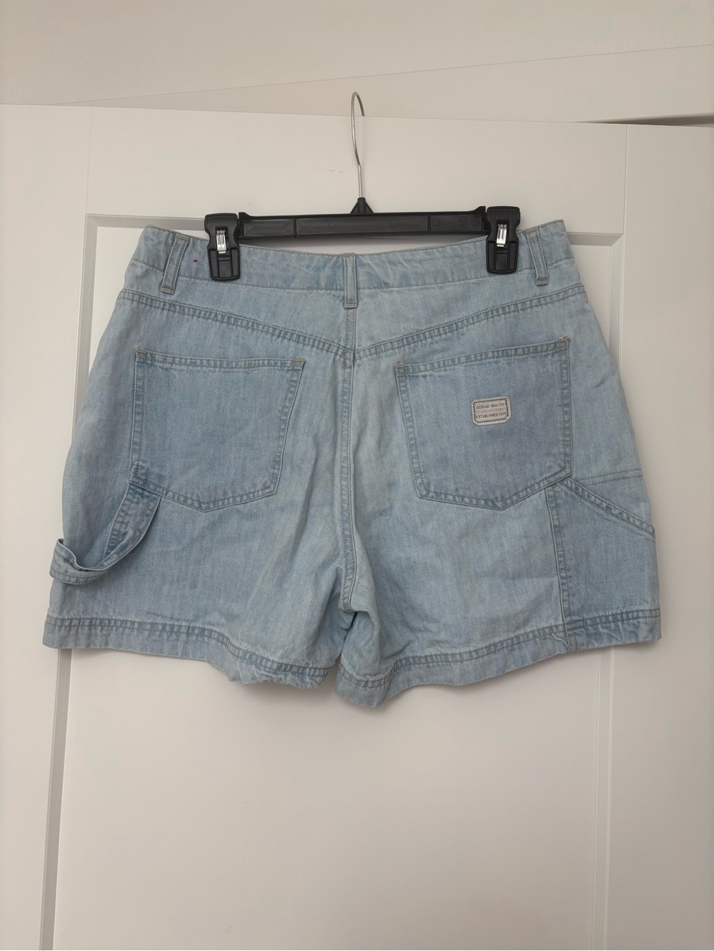 Gloria Vanderbilt Light Blue Denim Utility Shorts